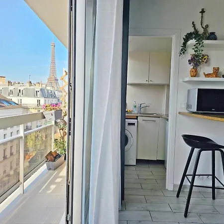 Daire Balcony View Tour Eiffel Paris